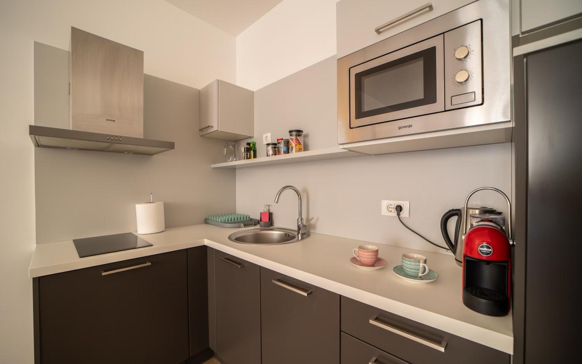 Amare Luxury Apartments بودفا المظهر الخارجي الصورة